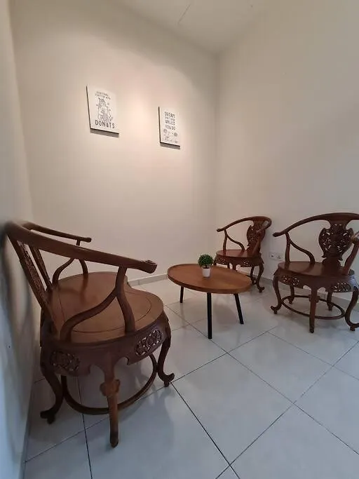 3Storey House 13Pax Family Suite Bayan Lepas