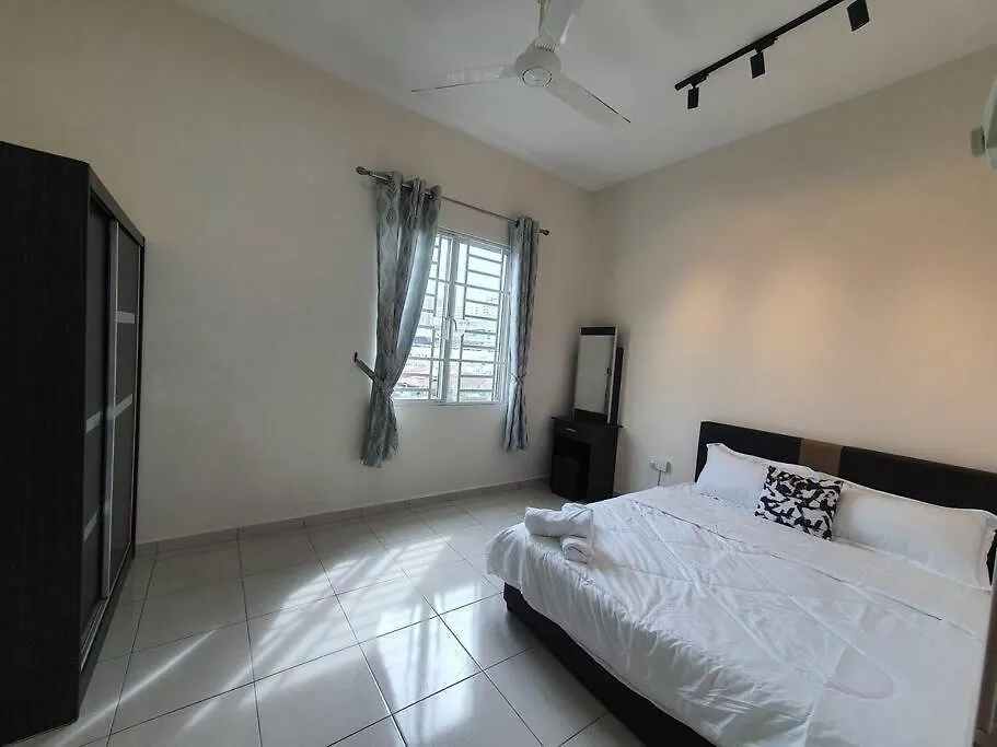 3Storey House 13Pax Family Suite Bayan Lepas Malaysia